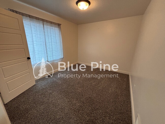 Building Photo - 5181 Ryanne Way