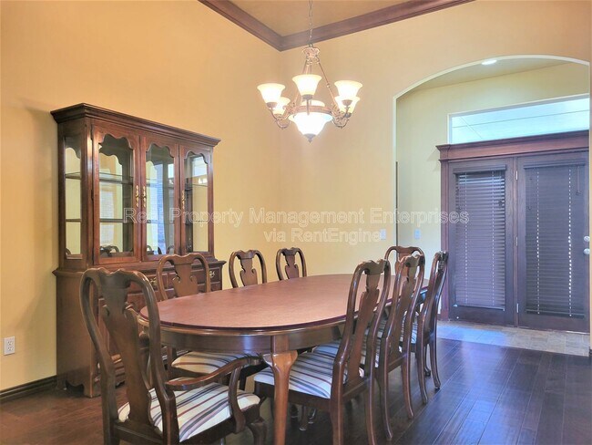 Building Photo - 8821 NW 120th St