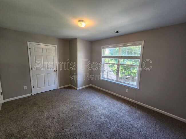 Building Photo - 1110 Cruce Lake Ct