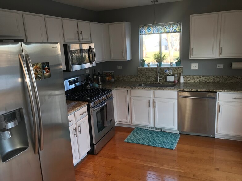 Building Photo - 2761 Jenna Cir