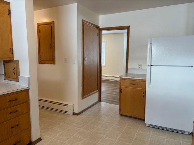 Building Photo - Large house west of Reserve Street