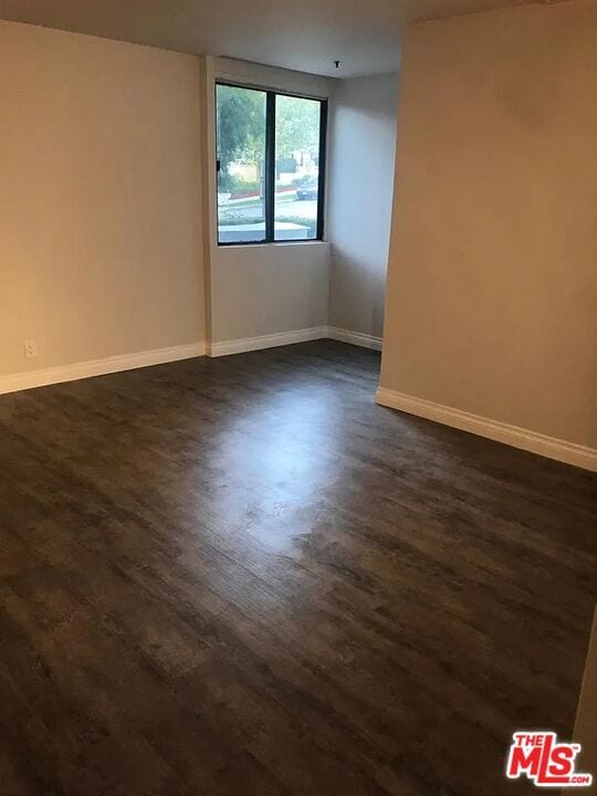 Building Photo - 10660 Wilshire Blvd