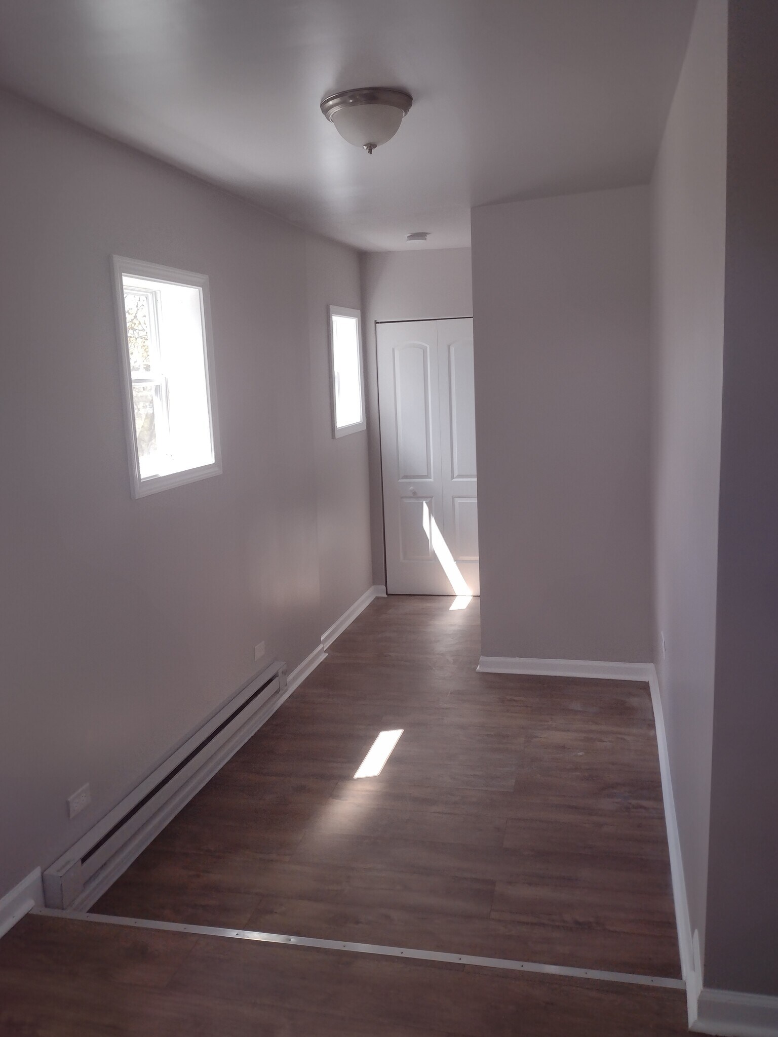 Building Photo - 48 W 21st St