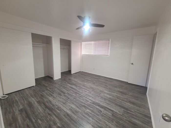 Building Photo - 3736 E Fairmount St