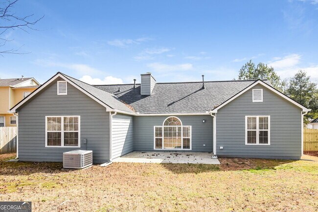 Building Photo - 4949 Lake Park Ln