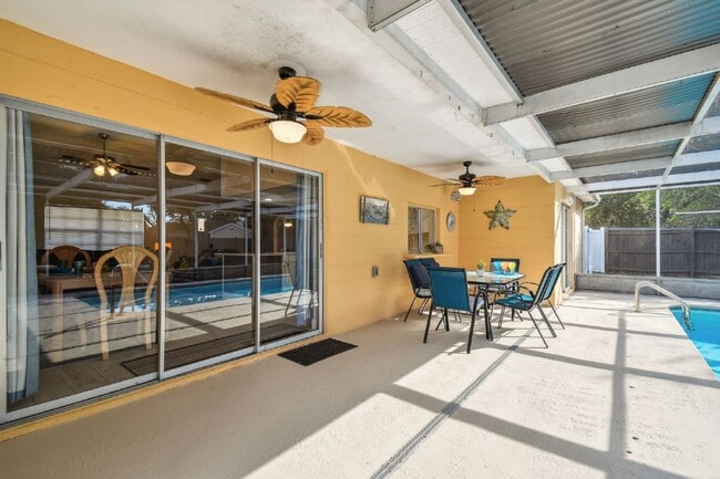 Building Photo - ***PRIVATE HEATED POOL*** Beautiful, Fully-Furnished 3-Bedroom Home Available April 1, 2026!   **...