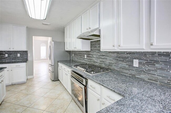 Building Photo - 2301 Wimberly Dr
