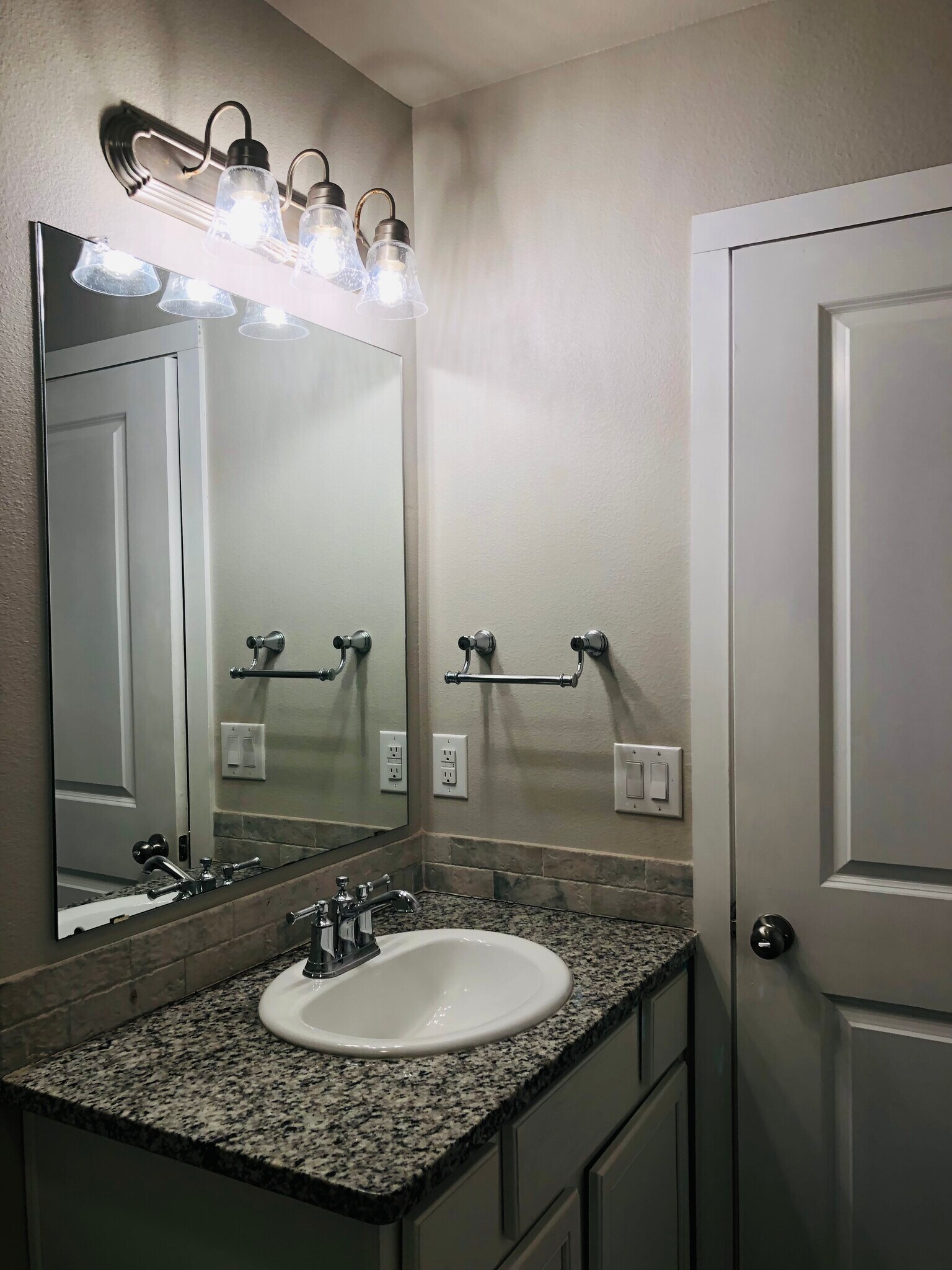 Building Photo - 7522 31st Pl