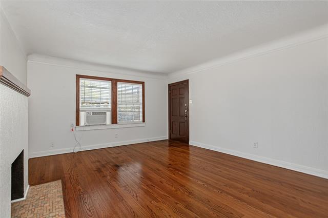 Building Photo - 5918 La Vista Dr