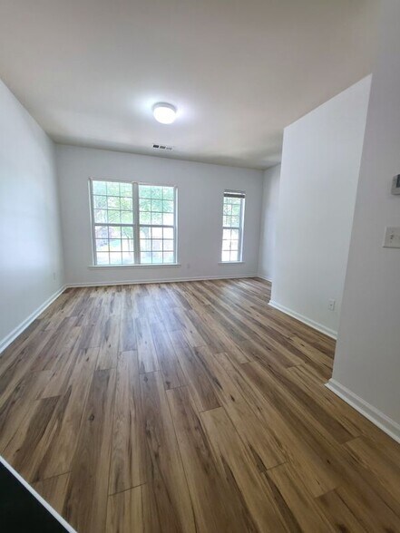 Building Photo - 2179 Dillard Crossing