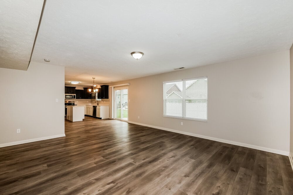 Building Photo - 11556 Ross Common Dr