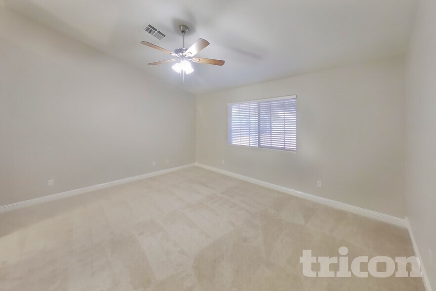 Building Photo - 6310 Maxwood Ct