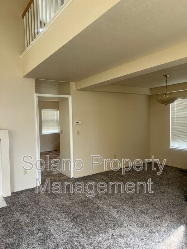 Building Photo - 411 Dickey Ct