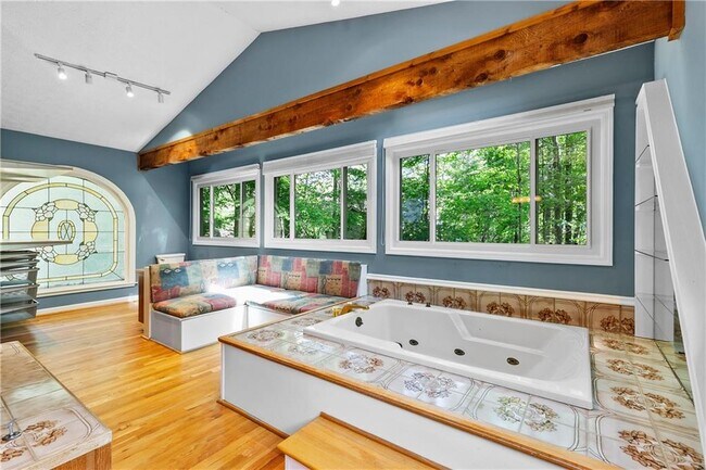 Building Photo - 755 Nile Dr
