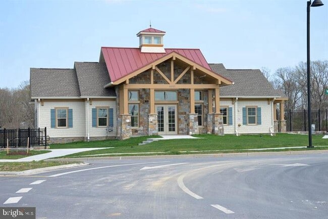 Building Photo - 10206 Lake Linganore Blvd