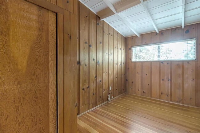 Building Photo - 18 Monte Vista Rd