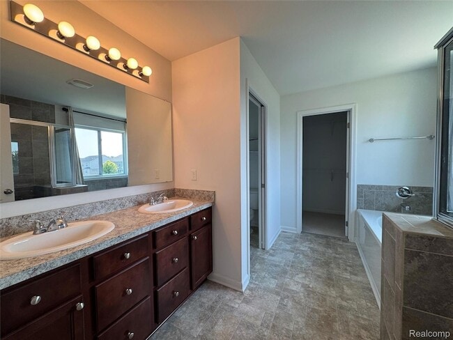 Building Photo - 7722 Ryder Dr