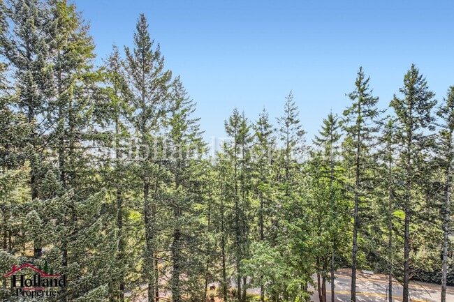 Building Photo - Step Inside the Home You’ve Been Waiting For! NEW SUPER PRICE at $2,095!!!