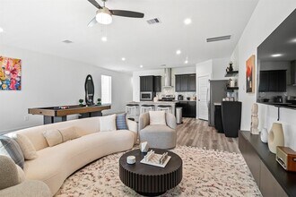 Building Photo - 3208 Rainwood Gate Dr