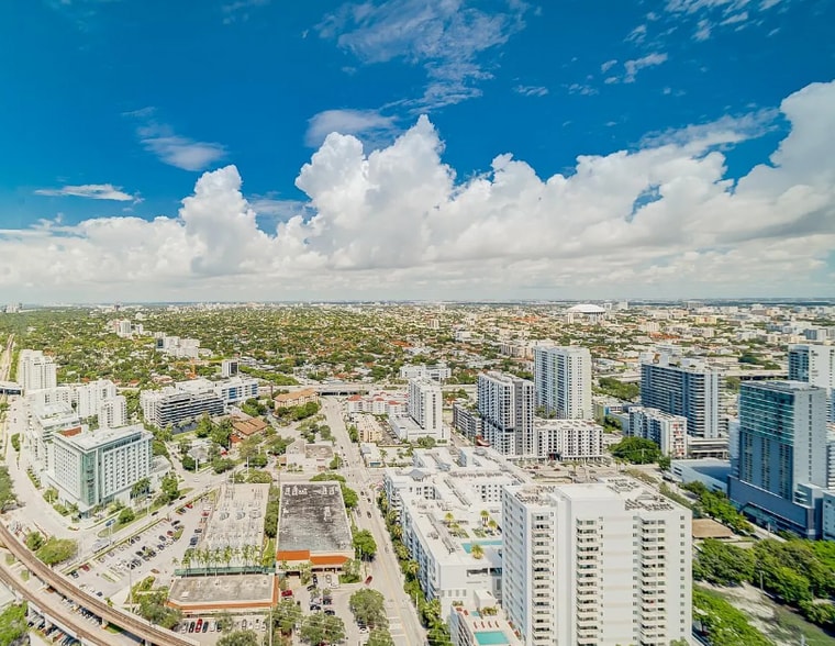 Building Photo - 60 SW 13th St