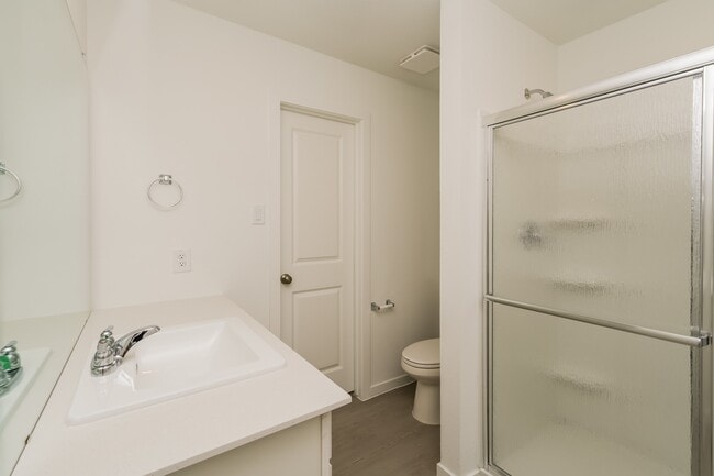 Building Photo - 7907 Meadow Cranesbill Dr