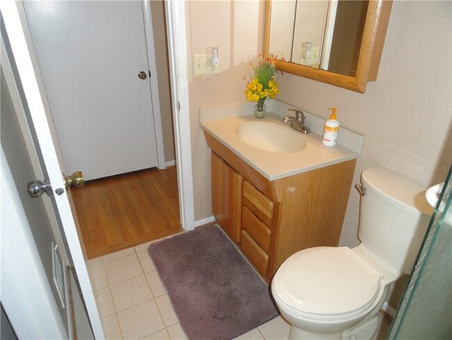 Building Photo - 64 Greenway Blvd