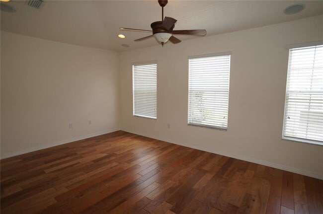 Building Photo - 1515 Bowmore Dr