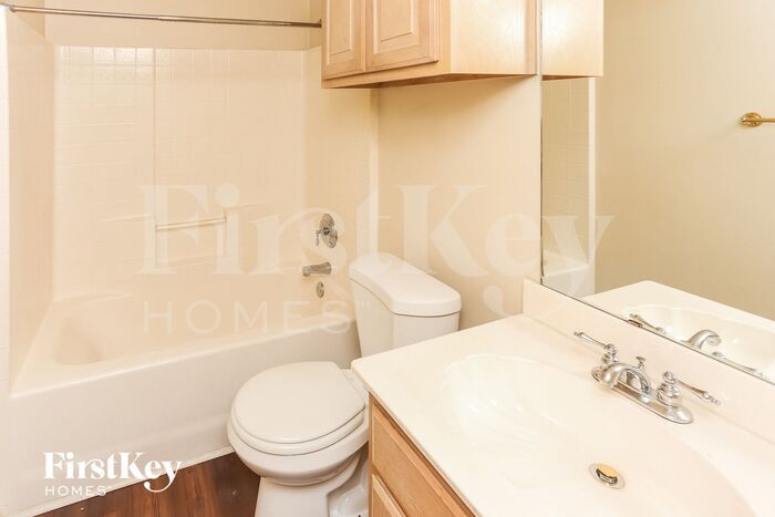 Building Photo - 5305 Jordan Ridge Dr