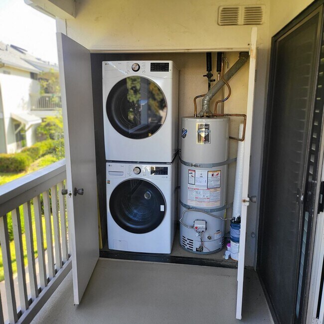 Building Photo - Carmel Valley, 1 bedroom plus loft (office or 2nd bedroom), Fireplace, Balcony, Wonderful surroun...