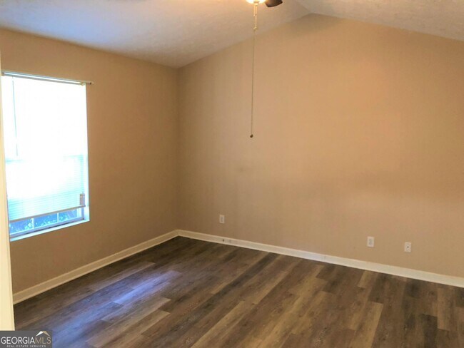 Building Photo - 39 Emmett Freeman Rd