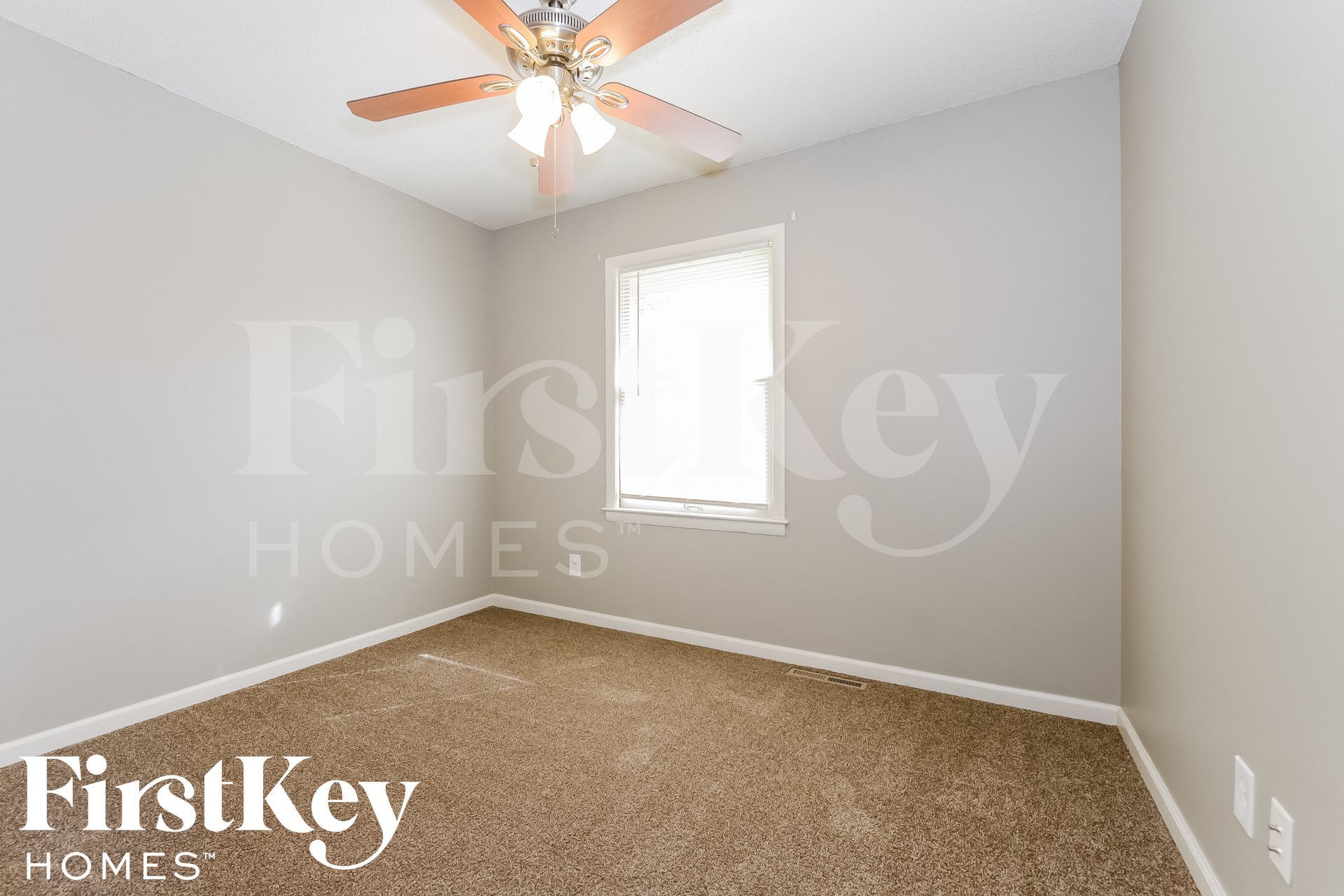 Building Photo - 9220 Oakland Ave