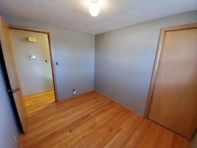 Building Photo - 3 bedroom Northside ranch