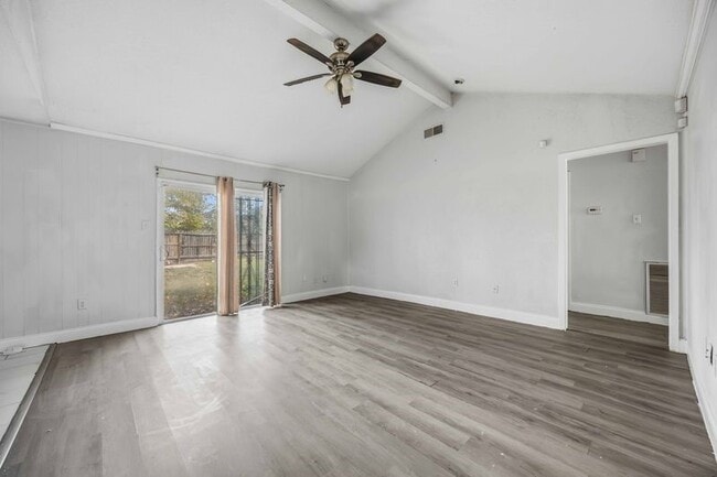 Building Photo - 12659 Chiswick Rd