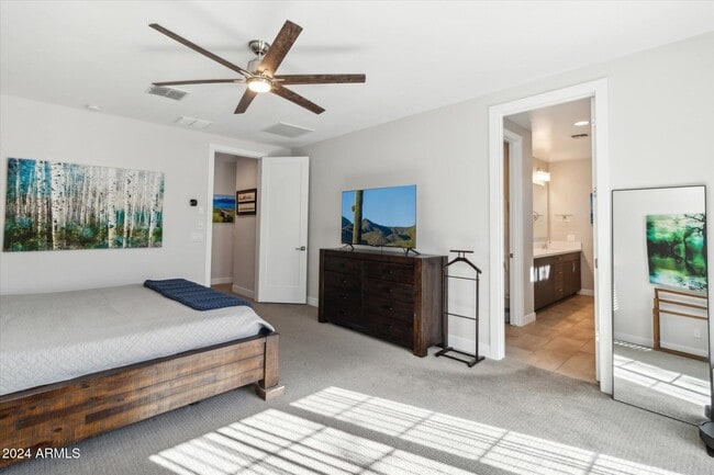 Building Photo - 240 W Missouri Ave