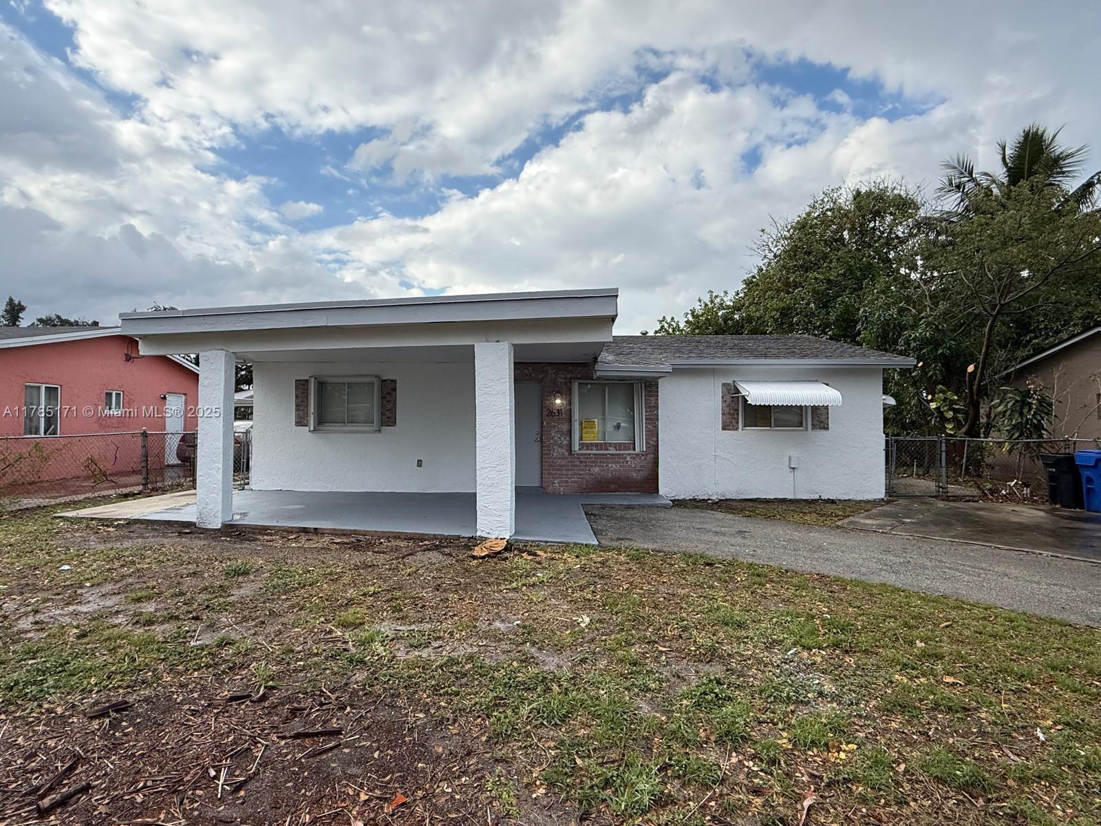 Building Photo - 2631 NW 25th St