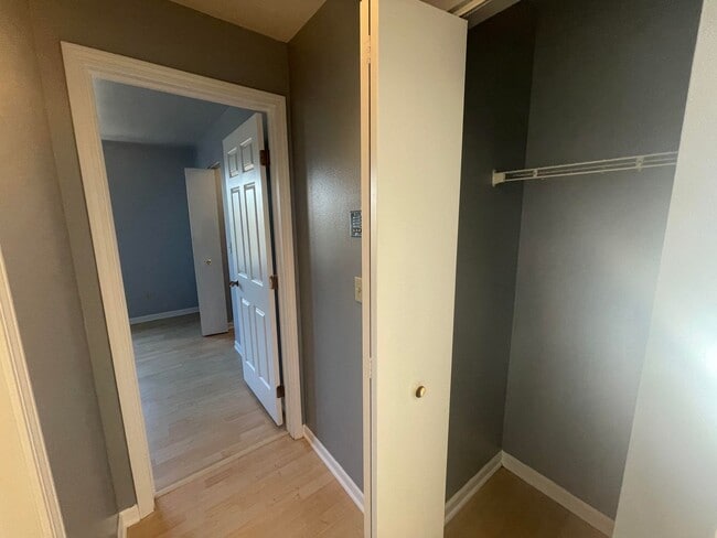 Building Photo - Lorandos Rental