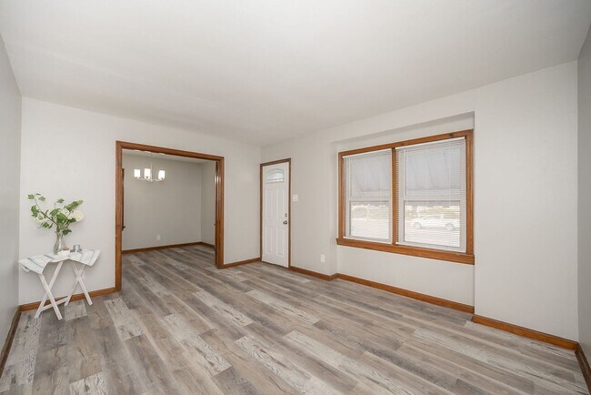 Building Photo - 10446 St Charles Rock Rd