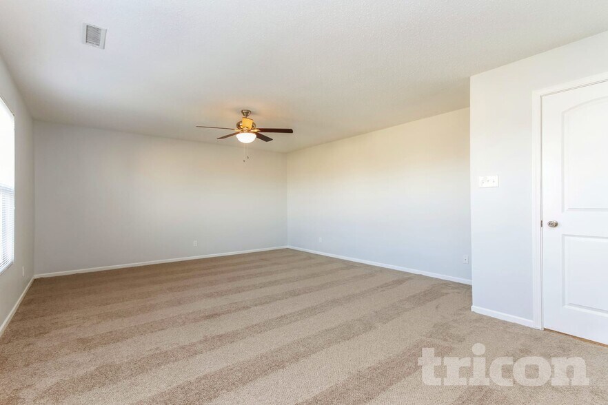 Building Photo - 453 Bridgewater Dr