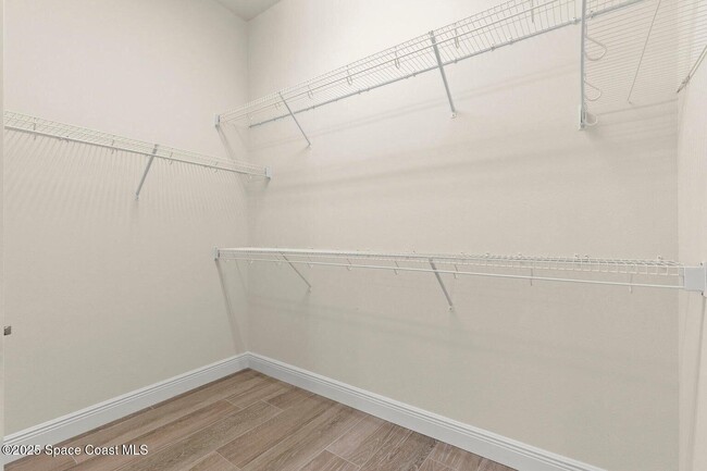 Building Photo - 7065 Primavera Ln