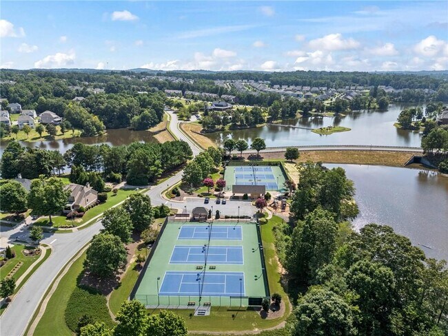 Building Photo - 6639 Trail Side Dr