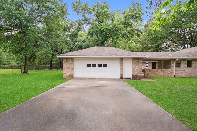 Building Photo - 17406 Bobcat Trail