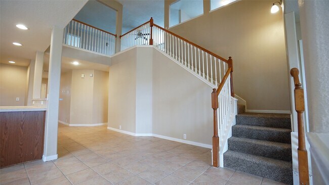 Building Photo - 16526 Bristle Creek Dr