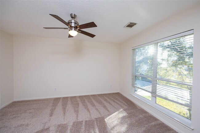 Building Photo - 2327 Centerbrook Ln