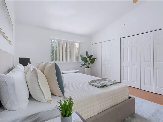 Building Photo - 2658 SW 83rd Terrace