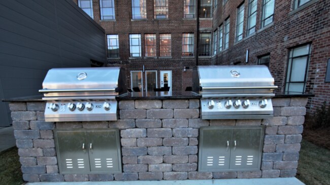 Building Photo - 2308 4th Ave N