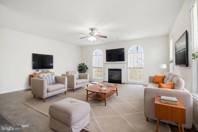 Building Photo - 950 Grouse Pointe Dr