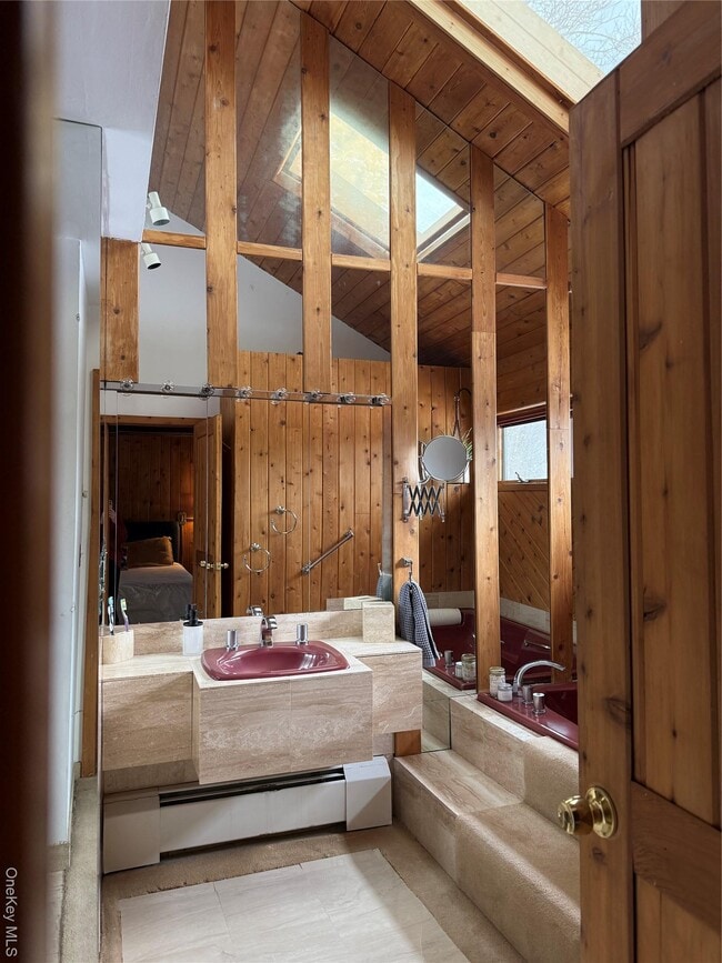 Building Photo - 224 Last Rd