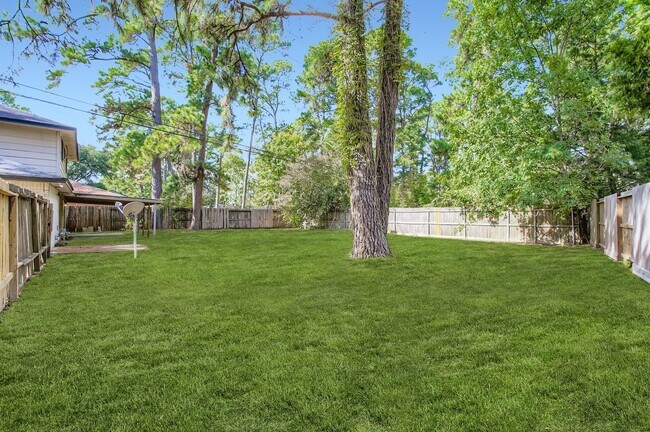 Building Photo - 9506 Landry Blvd