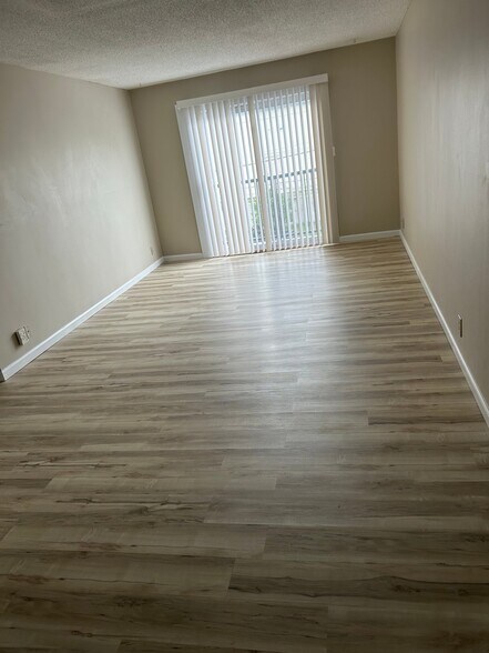 Building Photo - 202 Sieville Ave