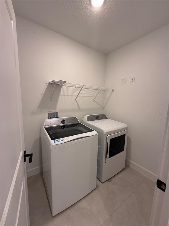 Building Photo - 16691 SW 39th Terrace Rd